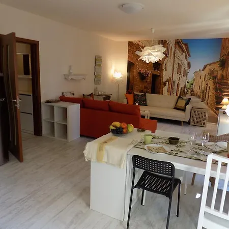 Apartament Avangard *